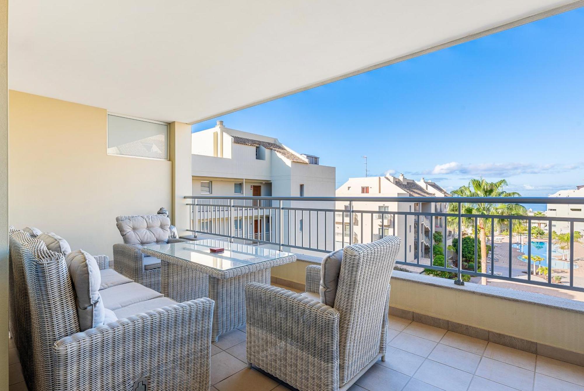 Mar Penthouse Duplex Apartment *